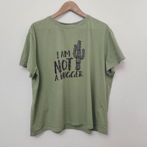 Kid's Girl's Green Crew Neck T Shirt 'I Am Not A Hugger' Lightweight Size 4XL